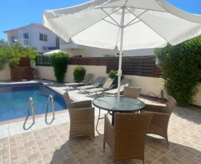 Nissi Beach Golden Villas